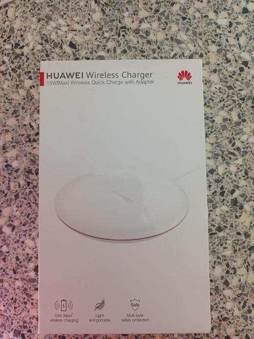 Te koop HUAWEI Wireless Charger nieuw, Telecommunicatie, Mobiele telefoons | Telefoon-opladers, Nieuw, Apple iPhone, Ophalen of Verzenden