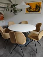 MOBITEC 6 x draaistoel geel (2x met leuning) was €2600, Ophalen, Twee, Overige kleuren, Zo goed als nieuw