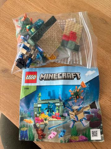 LEGO Minecraft Het Koraalrif 21180 beschikbaar voor biedingen