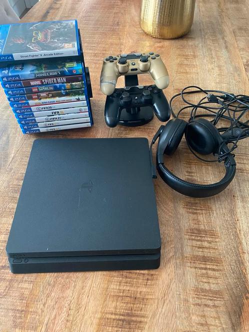 Playstation4 incl 11 spellen 2 controllers en headset, Spelcomputers en Games, Spelcomputers | Sony PlayStation 4, Gebruikt, Original