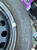 VW UP Winterbanden met Wieldoppen - Goedkoop!, Auto diversen, Ophalen