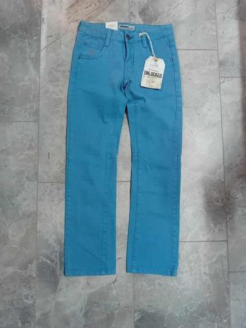 Te koop Unlocked kinderbroek beschikbaar voor biedingen