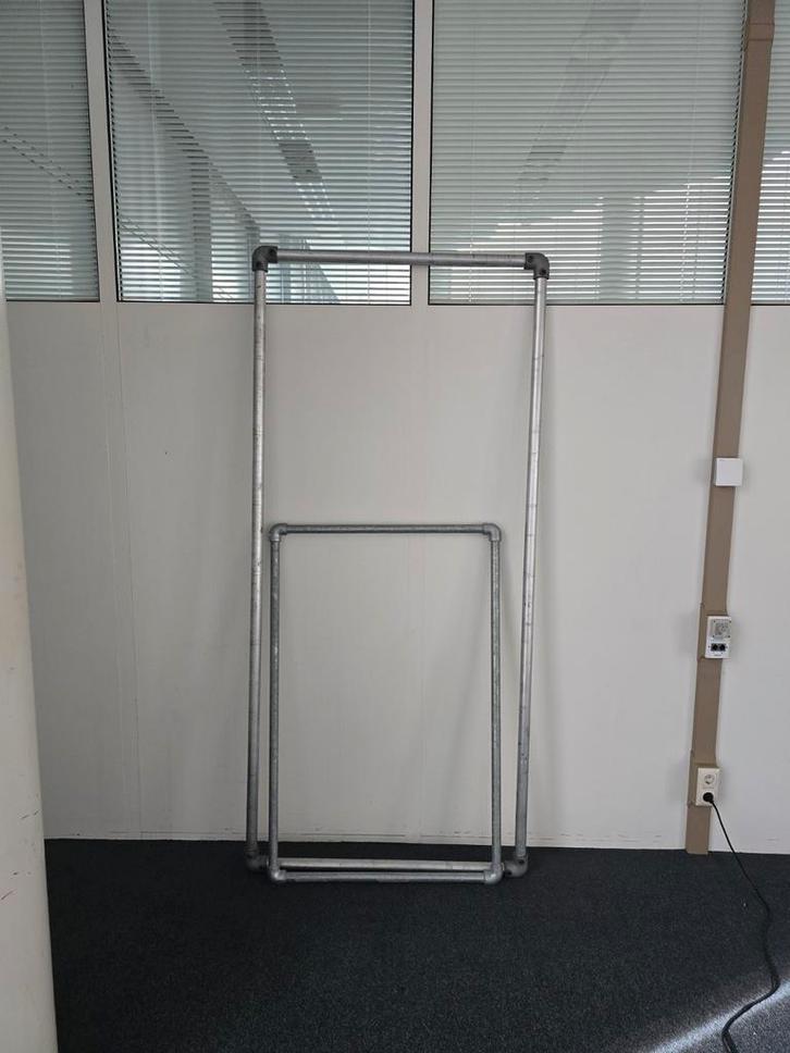 Metalen Frame - Stevig en veelzijdig!, Doe-het-zelf en Verbouw, Metalen, Gebruikt, Ophalen of Verzenden