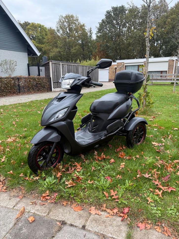 IVA T3 2.0 Driewielscooter, Fietsen en Brommers, Snorfietsen en Snorscooters, Gebruikt, Overige merken, Benzine, Ophalen