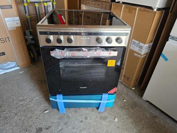Nieuwe rvs inductie fornuis 60 cm breed klein deukje zijkant beschikbaar voor biedingen