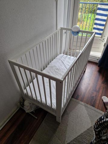 Box inclusief matras en hoes beschikbaar voor biedingen