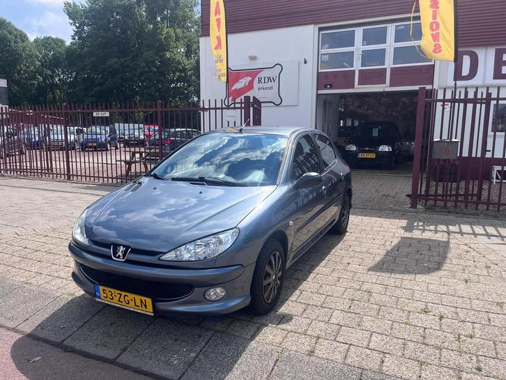 Peugeot 206 1.4 5D FOREVER, Auto's, Peugeot, Bedrijf, Te koop, ABS, Airbags, Centrale vergrendeling, Elektrische ramen, Mistlampen