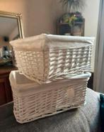 Brocante rieten mand - rotan manden - witte opbergmand, Huis en Inrichting, Ophalen of Verzenden, Zo goed als nieuw, Rechthoekig