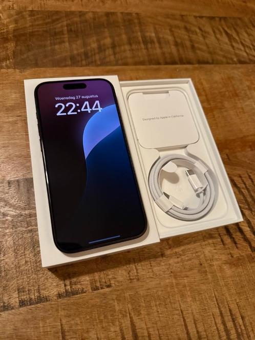 Iphone 15 Pro | Black titanium | 128GB | Absoluut nieuwstaat, Telecommunicatie, Mobiele telefoons | Apple iPhone, Zo goed als nieuw
