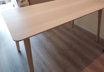 Eetkamertafel blank hout, zgan beschikbaar voor biedingen