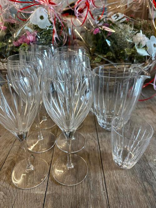 Antieke Glazen Set met Kan - Kristalglas Geslepen Patroon, Antiek en Kunst, Antiek | Glas en Kristal, Ophalen of Verzenden