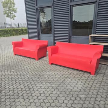 KARTELL rode volledig kunststof bank zitbank - 185 cm breed beschikbaar voor biedingen