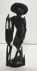 1613) Houtsnijwerk Indonesië waterdrager, Antiek en Kunst, Ophalen of Verzenden