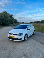 Volkswagen Polo 1.2 TSI 66KW DSG 2015 Wit, Zwart, 4 cilinders, Lederen bekleding, 1039 kg