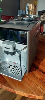 Siemens EQ3 S300 Volautomaat bonen Koffiemachine  EQ.3, Ophalen of Verzenden, Zo goed als nieuw