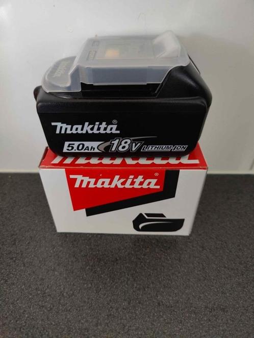 #New - Makita 5ah 18v accu, Doe-het-zelf en Verbouw, Gereedschap | Machine-onderdelen en Toebehoren, Nieuw, Ophalen of Verzenden