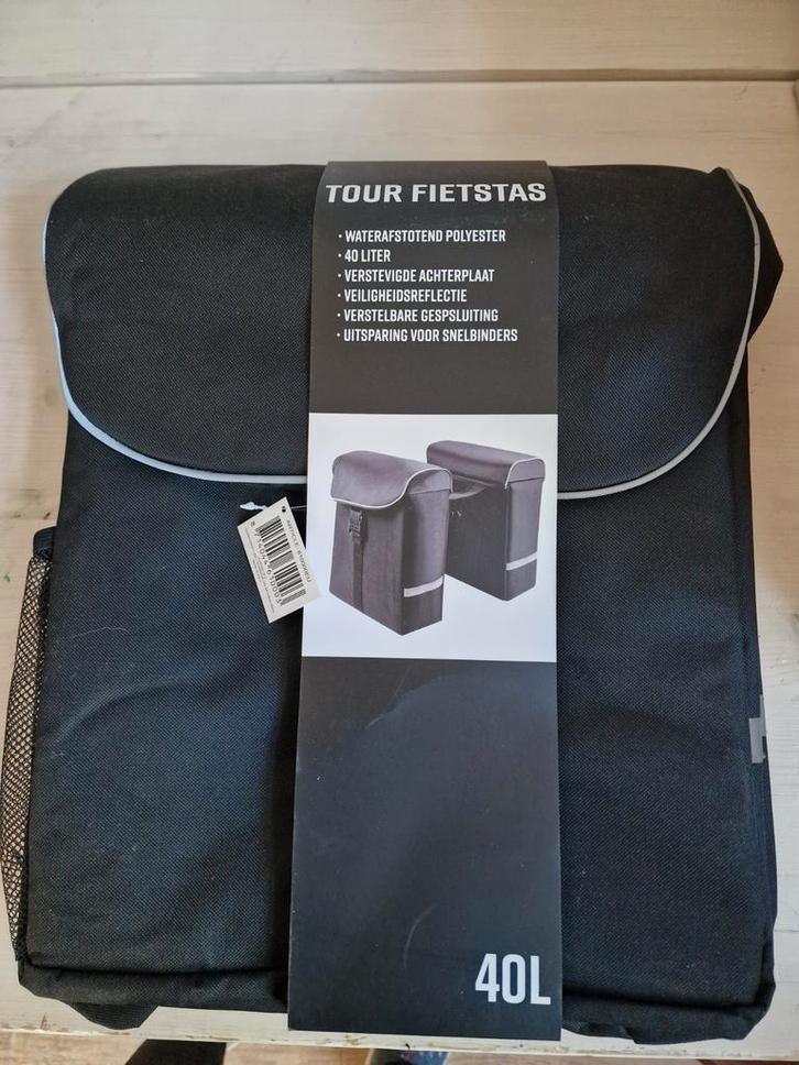 Tour Fietstas - 40 Liter, Fietsen en Brommers, Fietsaccessoires | Fietstassen, Ophalen of Verzenden