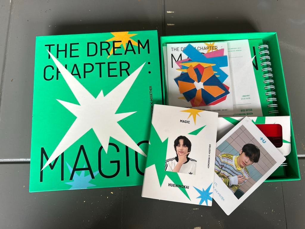 TXT The Dream Chapter: Magic Fotoboek + Kaart, Ophalen of Verzenden, Zo goed als nieuw