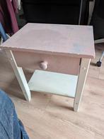 Gratis Bedside table, Ophalen, 65 cm of meer, 70 cm of meer