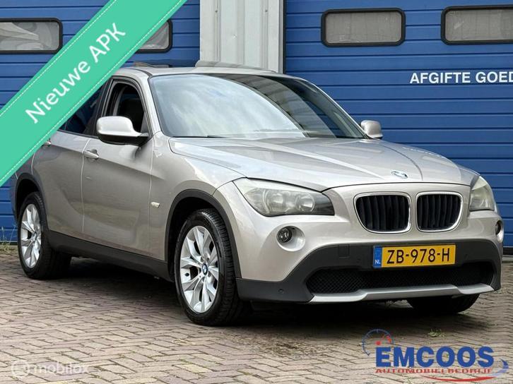 BMW X1 sDrive18i * Airco * Panoramadak * PDC V+ A *, Auto's, BMW, Bedrijf, Te koop, X1, ABS, Airbags, Airconditioning, Alarm, Boordcomputer