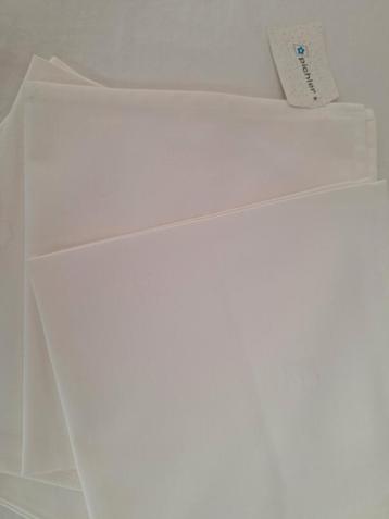 Servetten beschikbaar voor biedingen