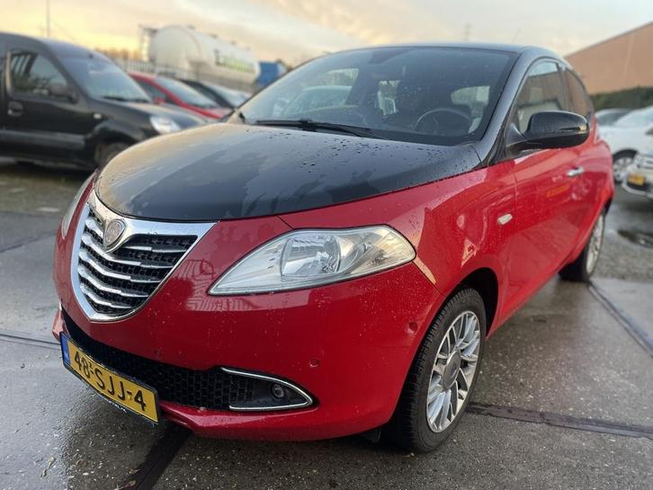 Lancia Ypsilon 0.9 TwinAir Platinum APK!AUTOMAAT!LEER!!, Auto's, Lancia, Bedrijf, Ypsilon, ABS, Airbags, Airconditioning, Bluetooth
