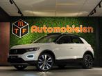 Volkswagen T-Roc 1.5 TSI Sport 150 PK |VIRTUAL|PANO|DEALER O, Auto's, Volkswagen, Stof, Huisgarantie, 4 cilinders, Bedrijf