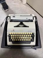 Scheidegger typmachine in koffer MOET ZSM WEG, Diversen, Typemachines, Ophalen, Zo goed als nieuw