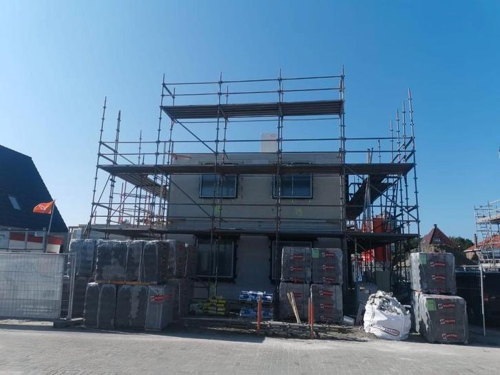 Steiger te huur, Doe-het-zelf en Verbouw, Steigers, Zo goed als nieuw, Gevelsteiger, 5 meter of hoger, Ophalen