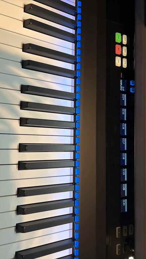 Native instruments S88 MKII, Muziek en Instrumenten, Keyboards, Zo goed als nieuw, Overige aantallen, Overige merken, Ophalen