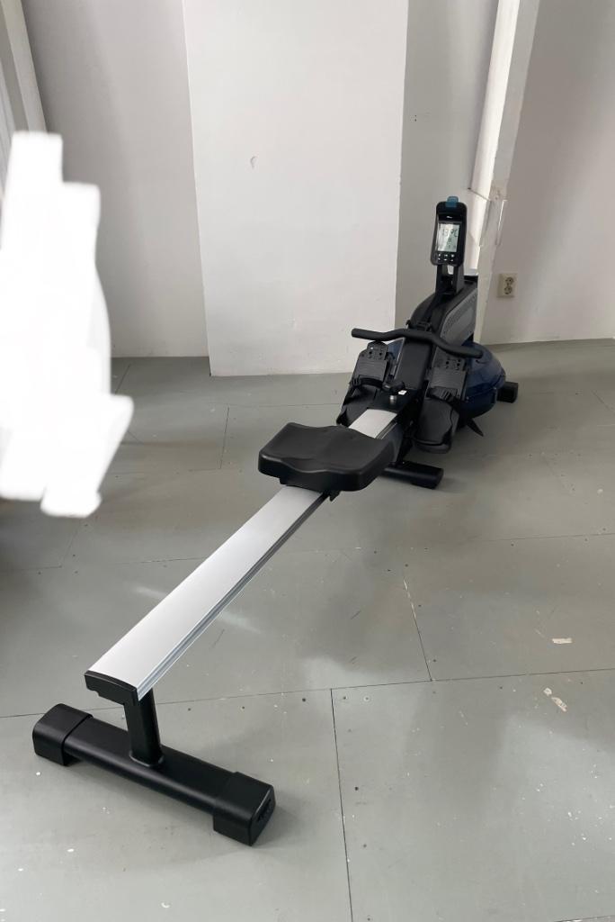 Roeimachine met waterweerstand (water), Sport en Fitness, Fitnessapparatuur, Zo goed als nieuw, Roeitrainer, Ophalen
