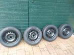 renault clio winterbanden op stalen velg, Auto-onderdelen, Banden en Velgen, 15 inch, Banden en Velgen, 185 mm, Winterbanden