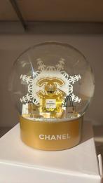 Chanel snow globe 2024, Verzamelen, Verzenden, Zo goed als nieuw