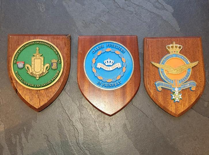 Wapenschildjes Militair/Politie, Verzamelen, Militaria | Algemeen, Landmacht, Embleem of Badge, Nederland, Ophalen of Verzenden