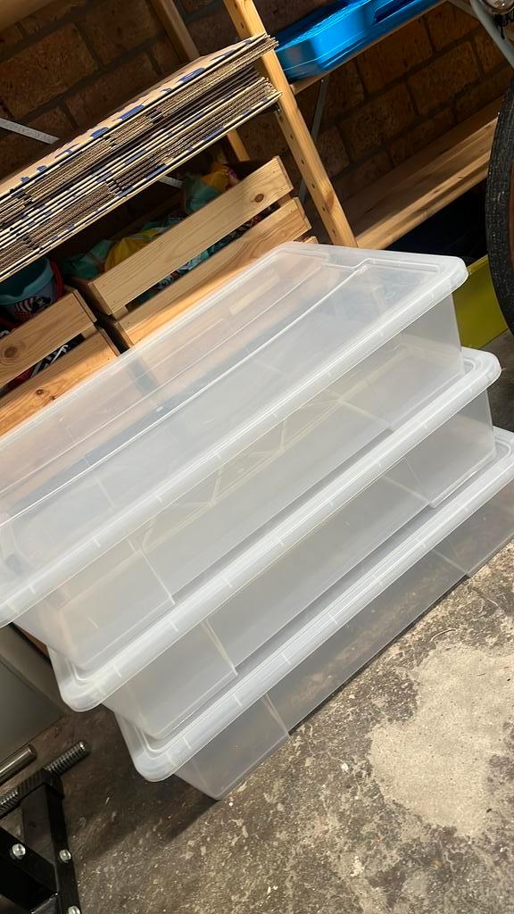 Drie grote opberg  kratten | teab, Doe-het-zelf en Verbouw, Kratten en Dozen, Zo goed als nieuw, Minder dan 35 cm, Ophalen