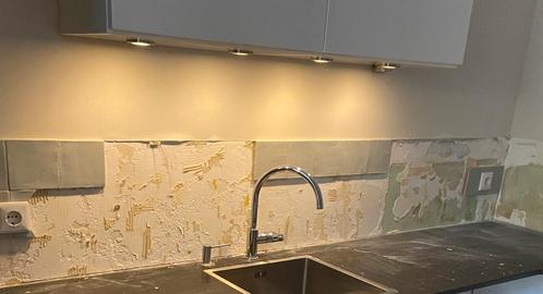 Hangkasten van een kvikkeuken met klapdeuren en verlichting, Huis en Inrichting, Keuken | Keukenelementen, Zo goed als nieuw, Minder dan 100 cm