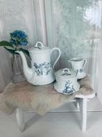 Toile de Jouy Limoges GDA koffiepot en roomstel grijsblauw, Antiek en Kunst, Ophalen