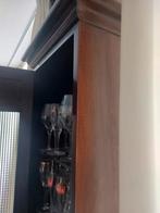 Mahonie houten kast met glazen deur, Ophalen