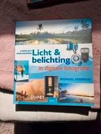 boek licht en belichting in digitale fotografie, Ophalen of Verzenden, Zo goed als nieuw