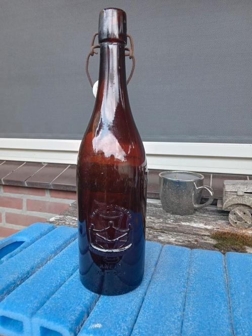 Beugelfles brouwerij de vriendenkring arcen, Verzamelen, Biermerken, Zo goed als nieuw, Flesje(s), Hertog Jan, Ophalen of Verzenden