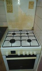 BOSCH GASFORNUIS ELEKTRISCHE OVEN, Ophalen, Gebruikt, 4 kookzones, Gas