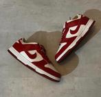 Nike Dunk Low Next nature “White Gym Red” - 40,5 - DS, Kleding | Heren, Schoenen, Nieuw, Sneakers of Gympen, Nike, Ophalen