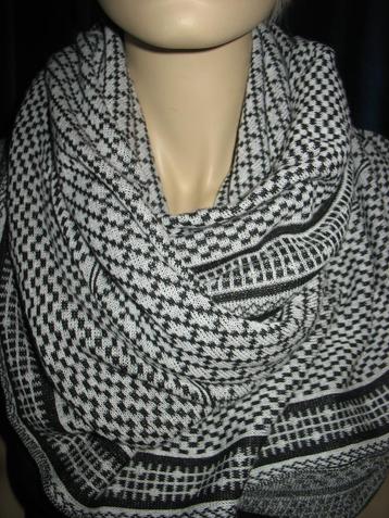 Only- Grote Sjaal- Gebreid -Zwart Wit- Knitscarf