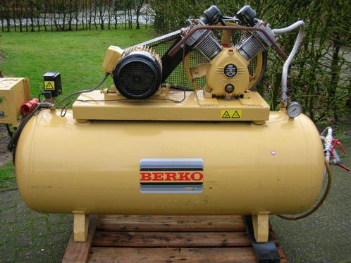 BERKO  COMPRESSOR  /  BERKO  DROGER, Doe-het-zelf en Verbouw, Compressors, Zo goed als nieuw, 10 bar of meer, 100 liter of meer