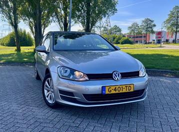 Volkswagen Golf 1.2 TSI | Stoelverwarming | Parkeersensoren beschikbaar voor biedingen