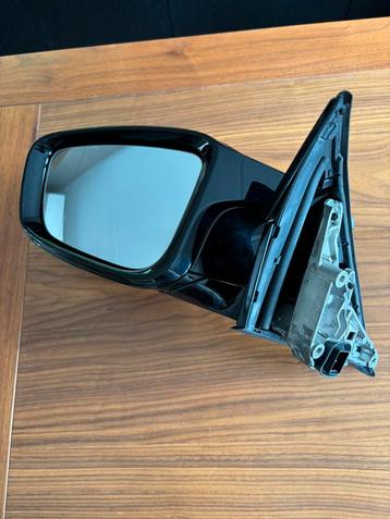 BMW M3 G80 RHD spiegel beschikbaar voor biedingen