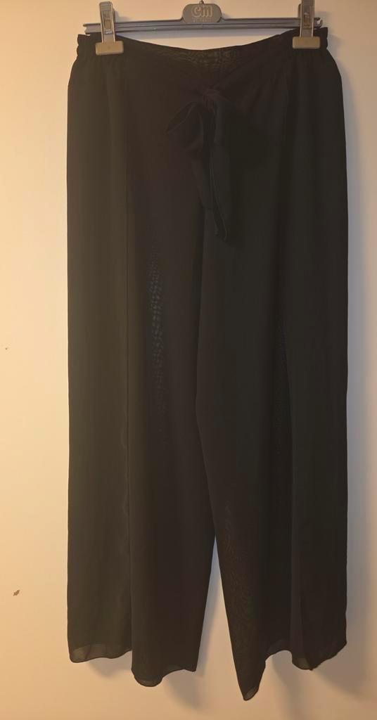 Broek., Kleding | Dames, Badmode en Zwemkleding, Zo goed als nieuw, Overige typen, Zwart, Ophalen of Verzenden