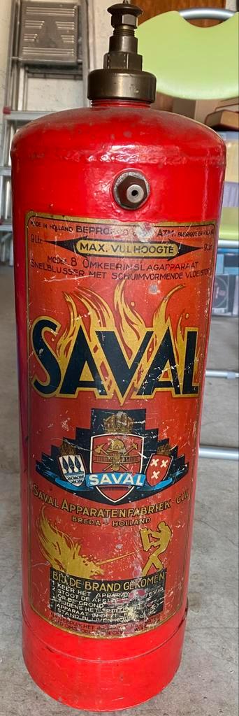Oude brandblusser SAVAL brandweer verzamelaar beschikbaar voor biedingen