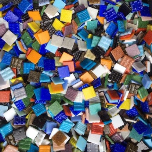 Glasmozaïek mix 1 kilo vanaf €8,50, steentjes 2x2+ 1x1, Hobby en Vrije tijd, Knutselen, Nieuw, Materiaal, Ophalen of Verzenden