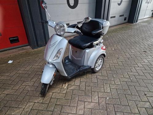 Scootmobiel Nova Bendi, Diversen, Brommobielen en Scootmobielen, Zo goed als nieuw, 16 km/u of meer, Ophalen